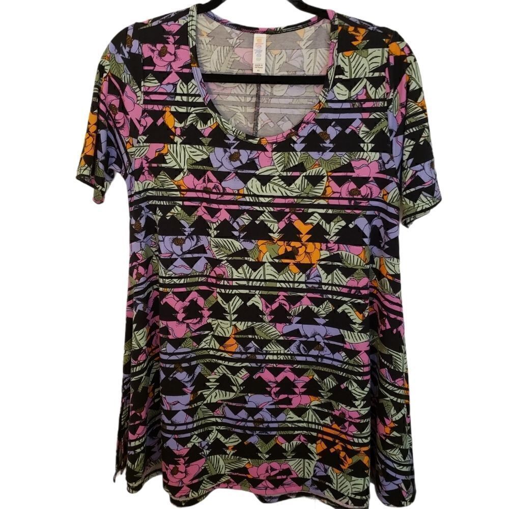 NWOT LuLaRoe Simply Comfortable Perfect Top